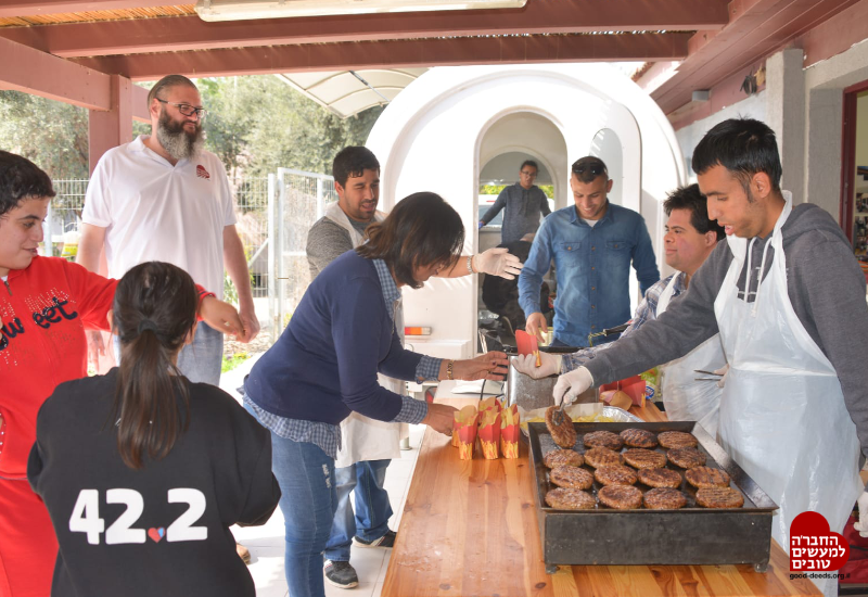 המכללה לכישורי חיים, אשדות יעקב