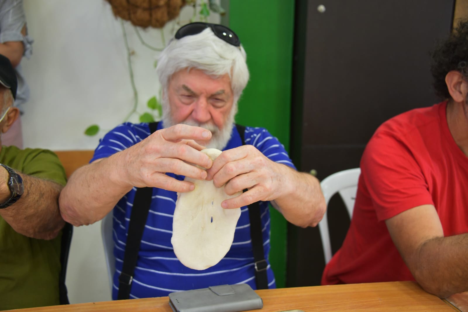 סדנת פיצה לקבוצת נכי צה"ל בירושלים