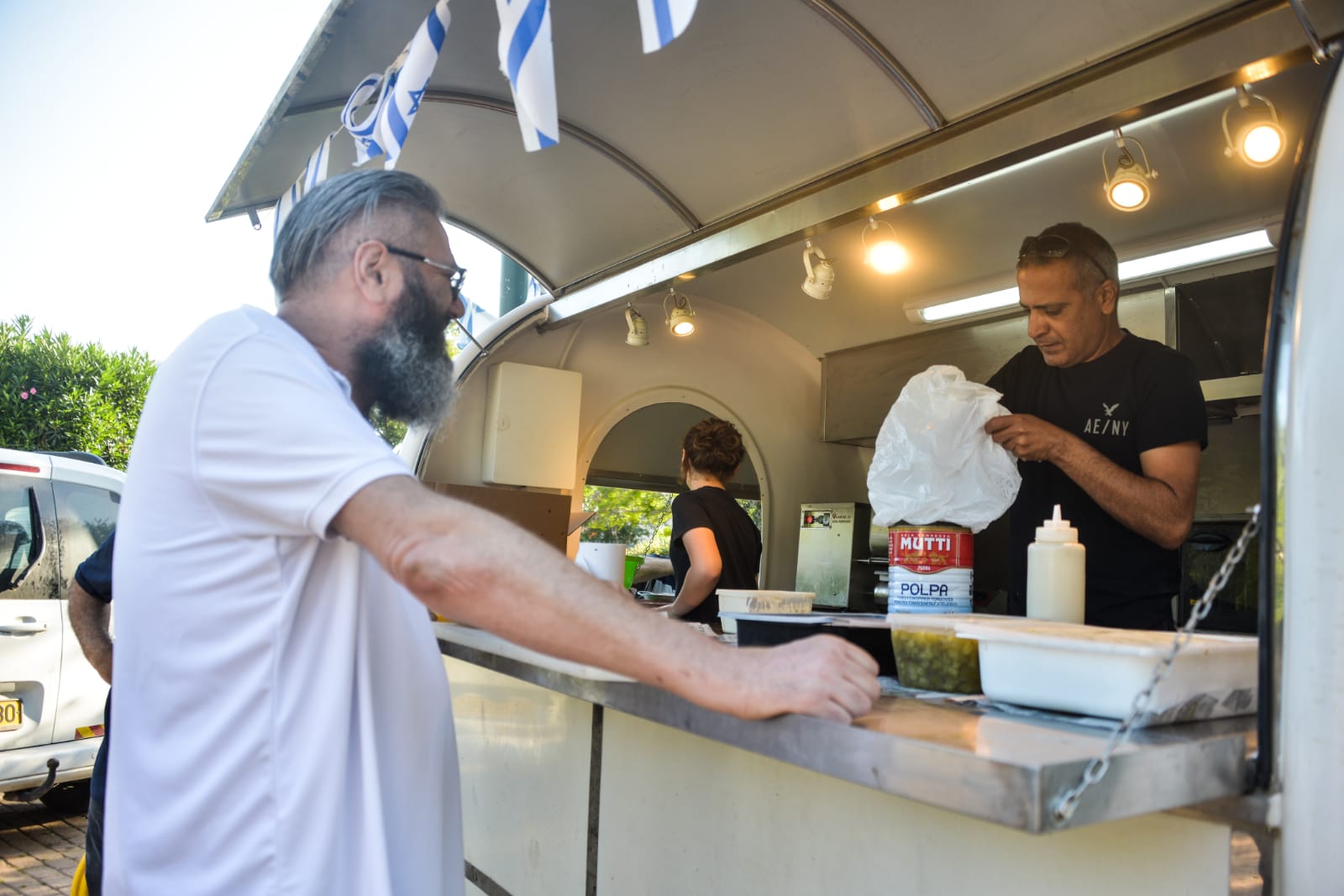 מסיבת ל"ג בעומר בפנימיית טוקאייר