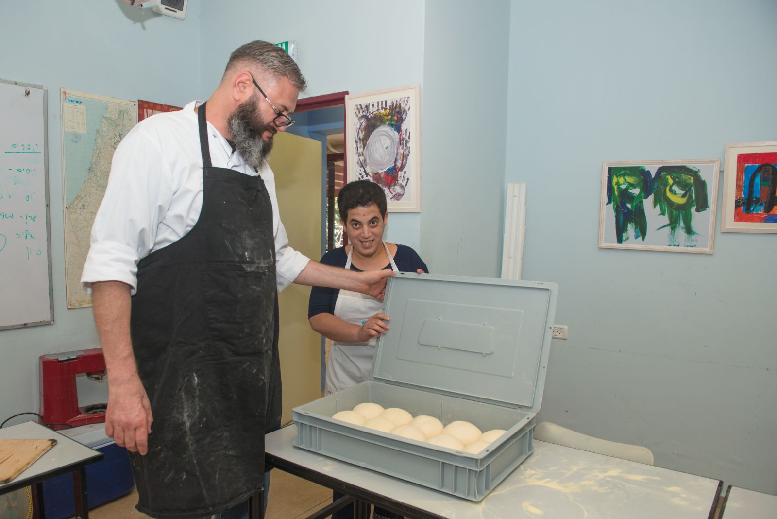 סדנת פיצה במכללה לכישורי חיים