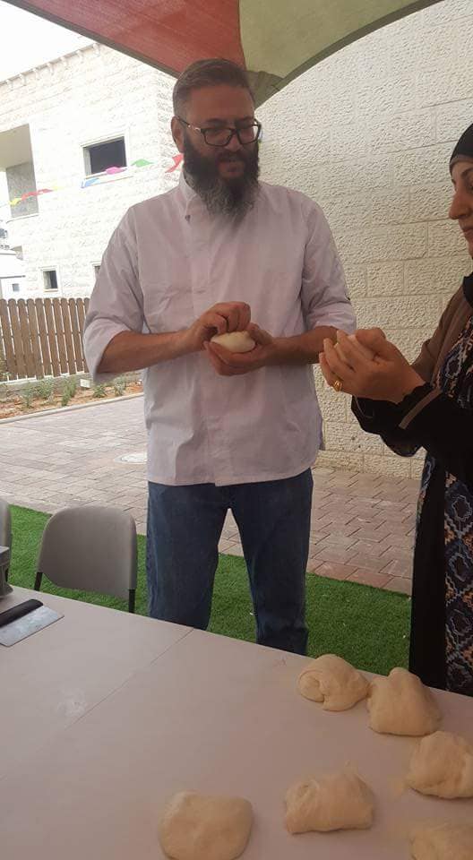 סדנת פיצה עם ילדים בעלי מוגבלויות