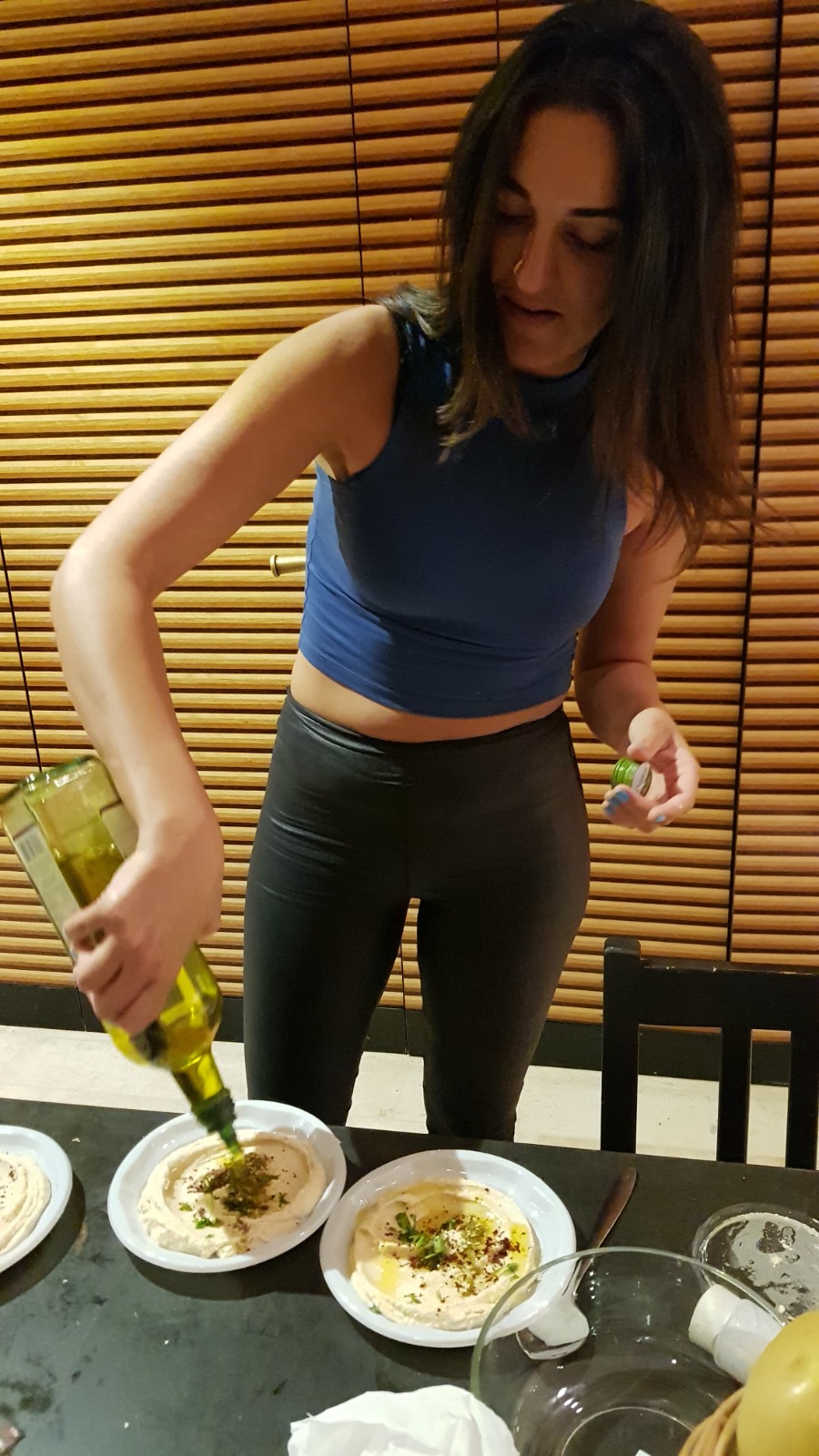 ארוחת מוצ"ש בבית החיילים הבודדים