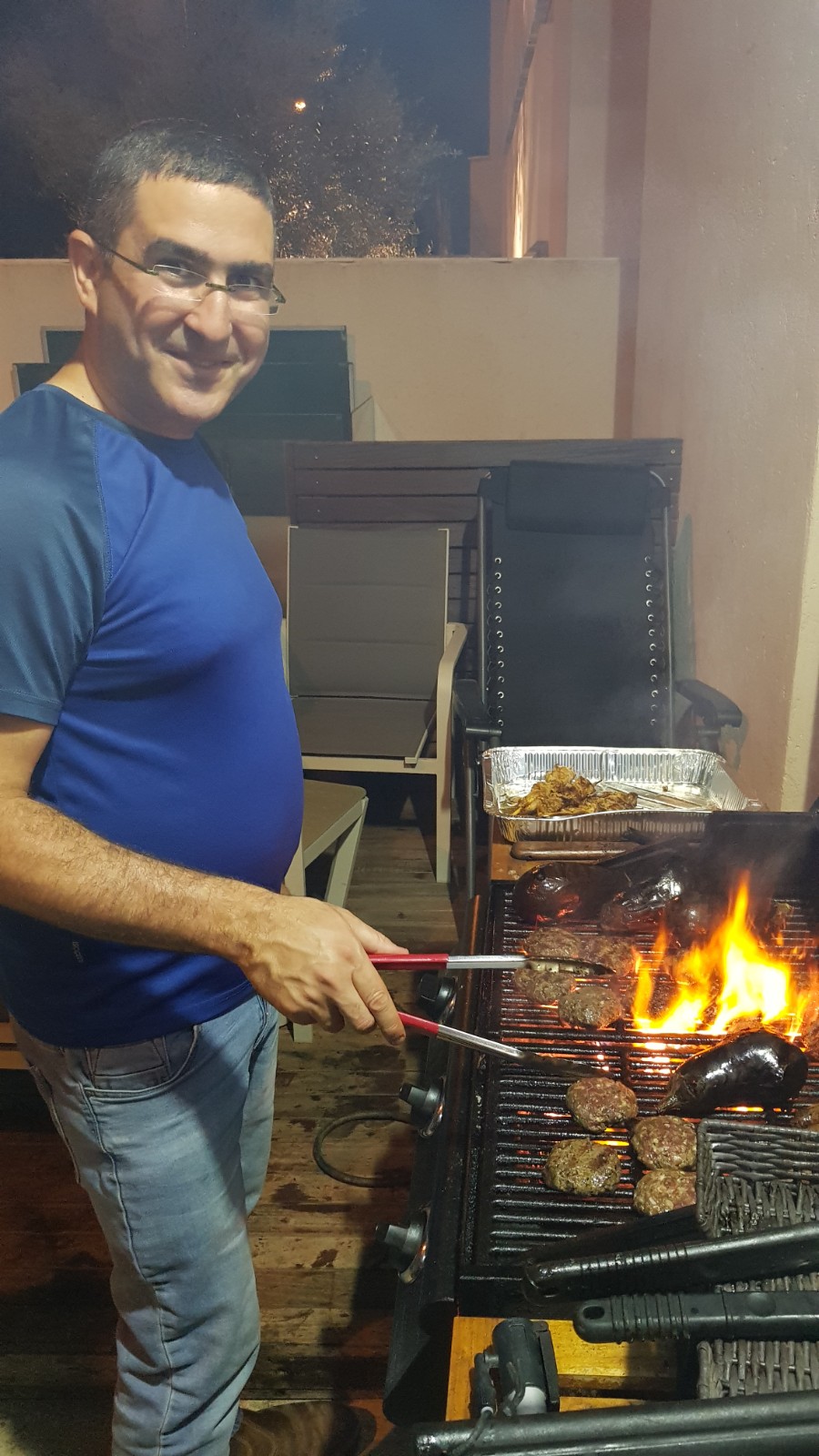 מוצ"ש על האש בבית החיילים הבודדים