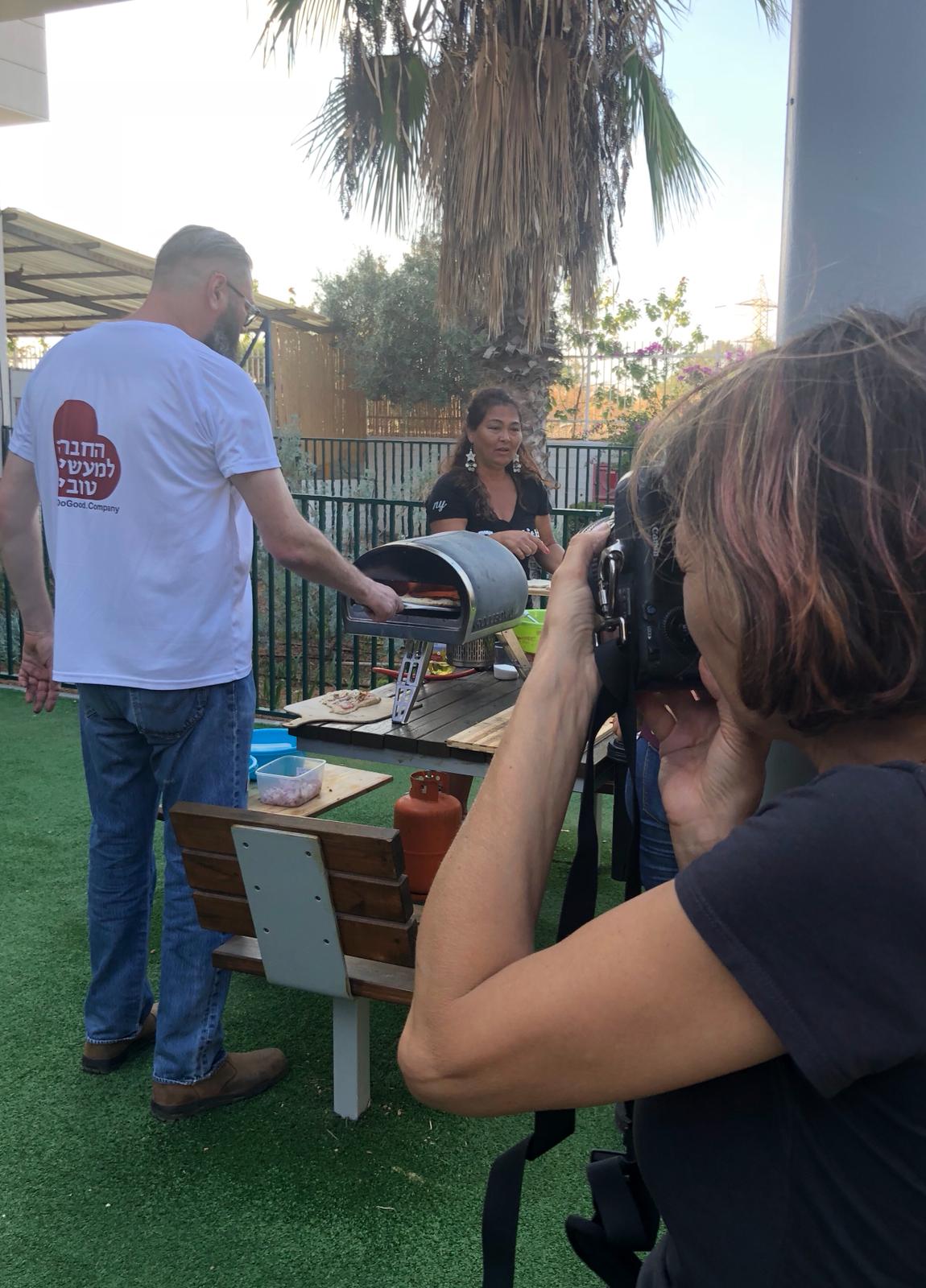 פיצה עם צעירים אוטיסטים בכפר עופרים