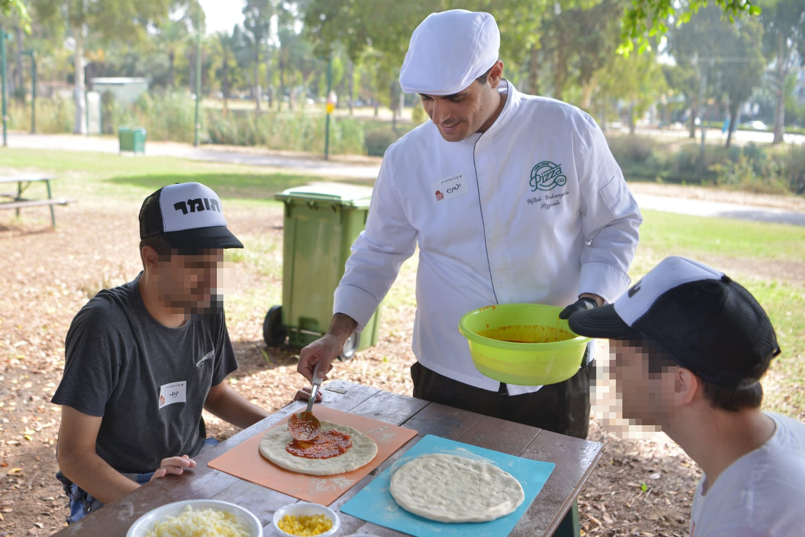 פיצה עם חניכי בית אקשטיין בטבע