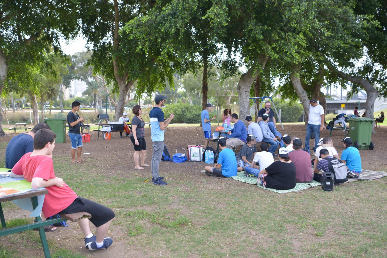 פיצה עם חניכי בית אקשטיין בטבע