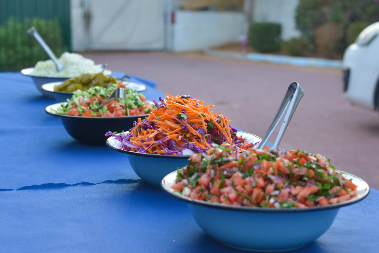 אחה"צ של מוסיקה ופלאפל בכפר עופרים