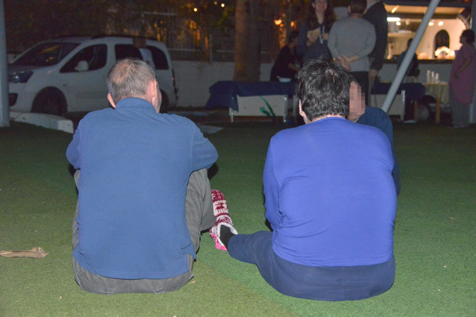 אחה"צ של מוסיקה ופלאפל בכפר עופרים