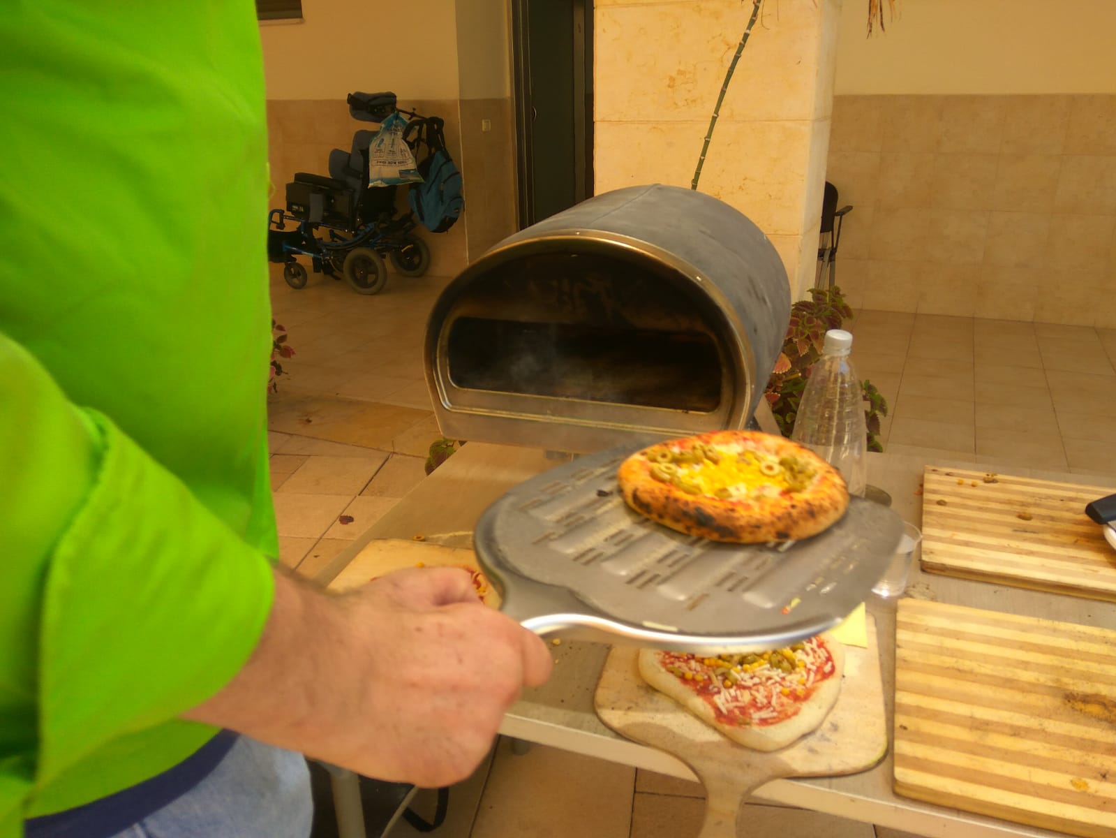 סדנת פיצה בבית נועם - יום 1 מ-3