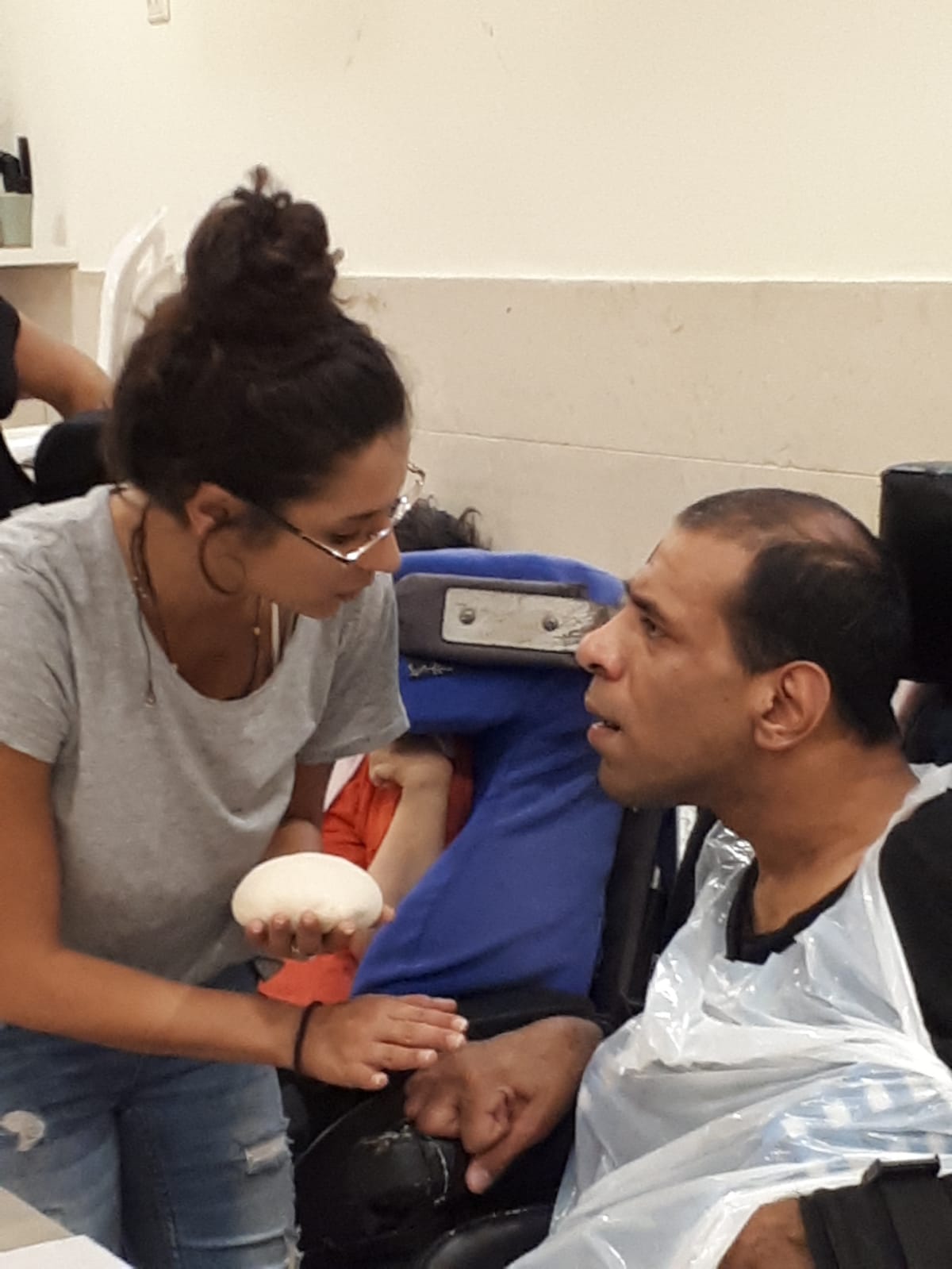 סדנת פיצה בבית נועם - יום 2 מ-3