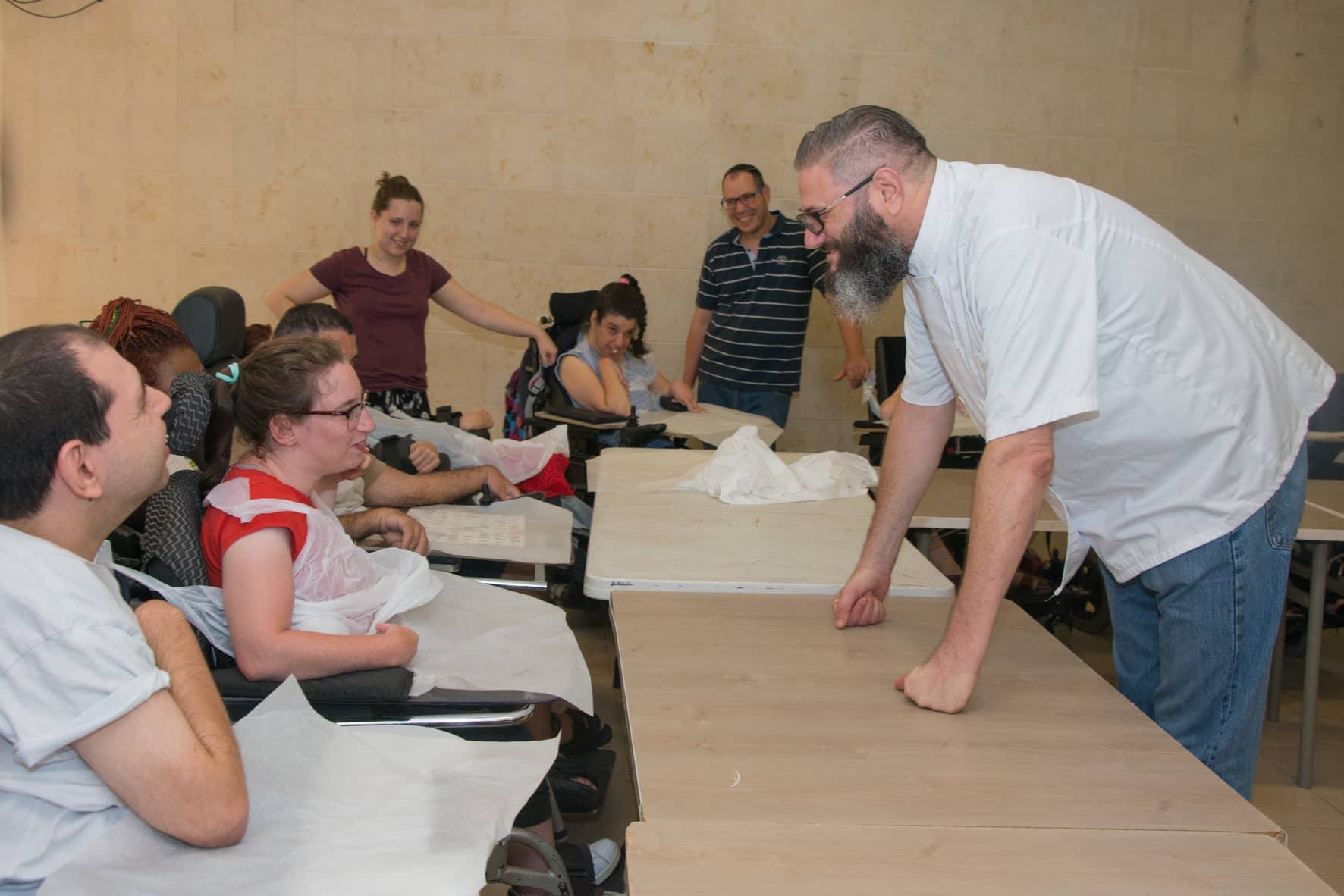 סדנת פיצה בבית נועם - יום 3 מ-3