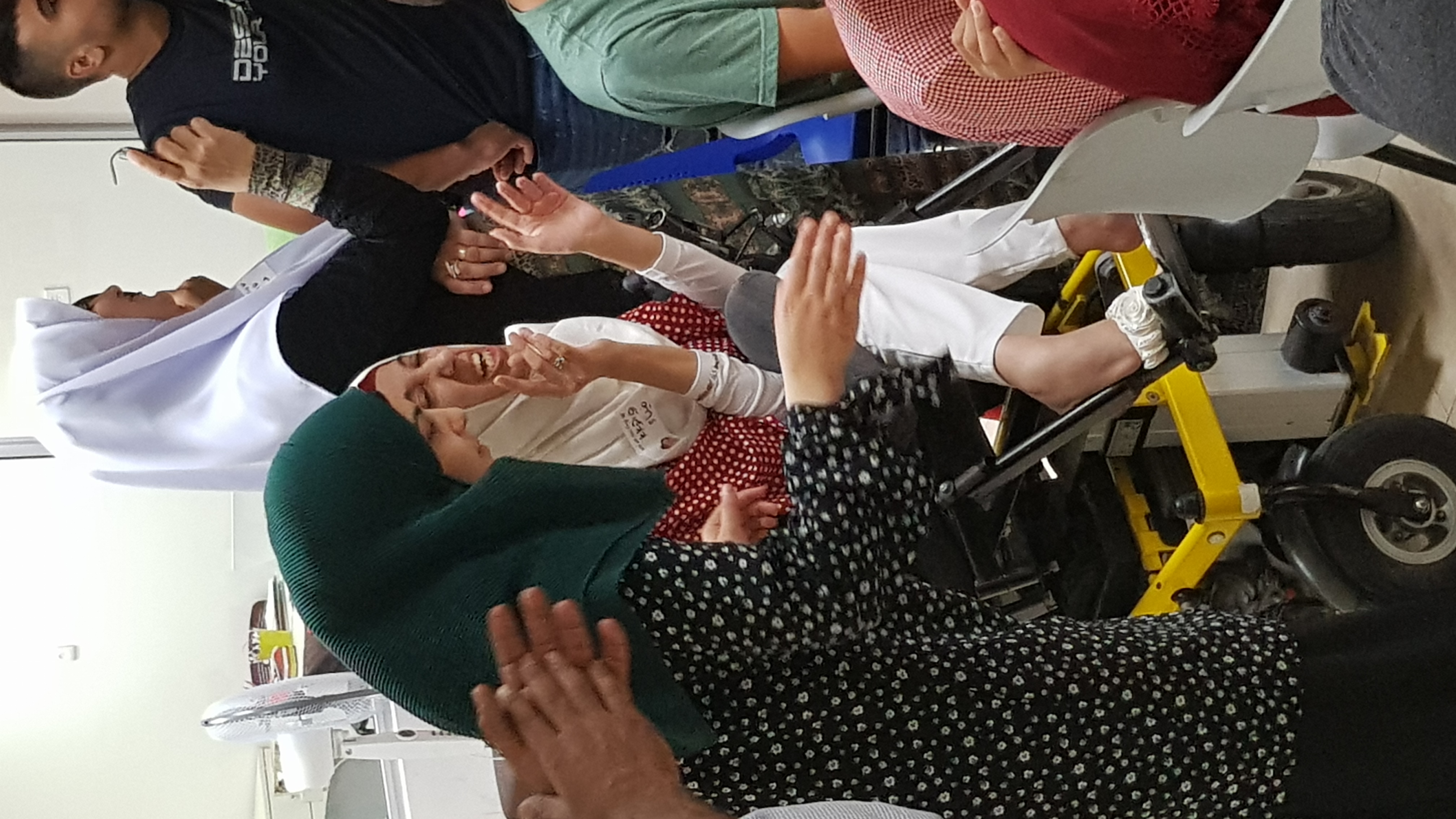 קרוב לבבות בין ילדים בעלי מוגבלויות