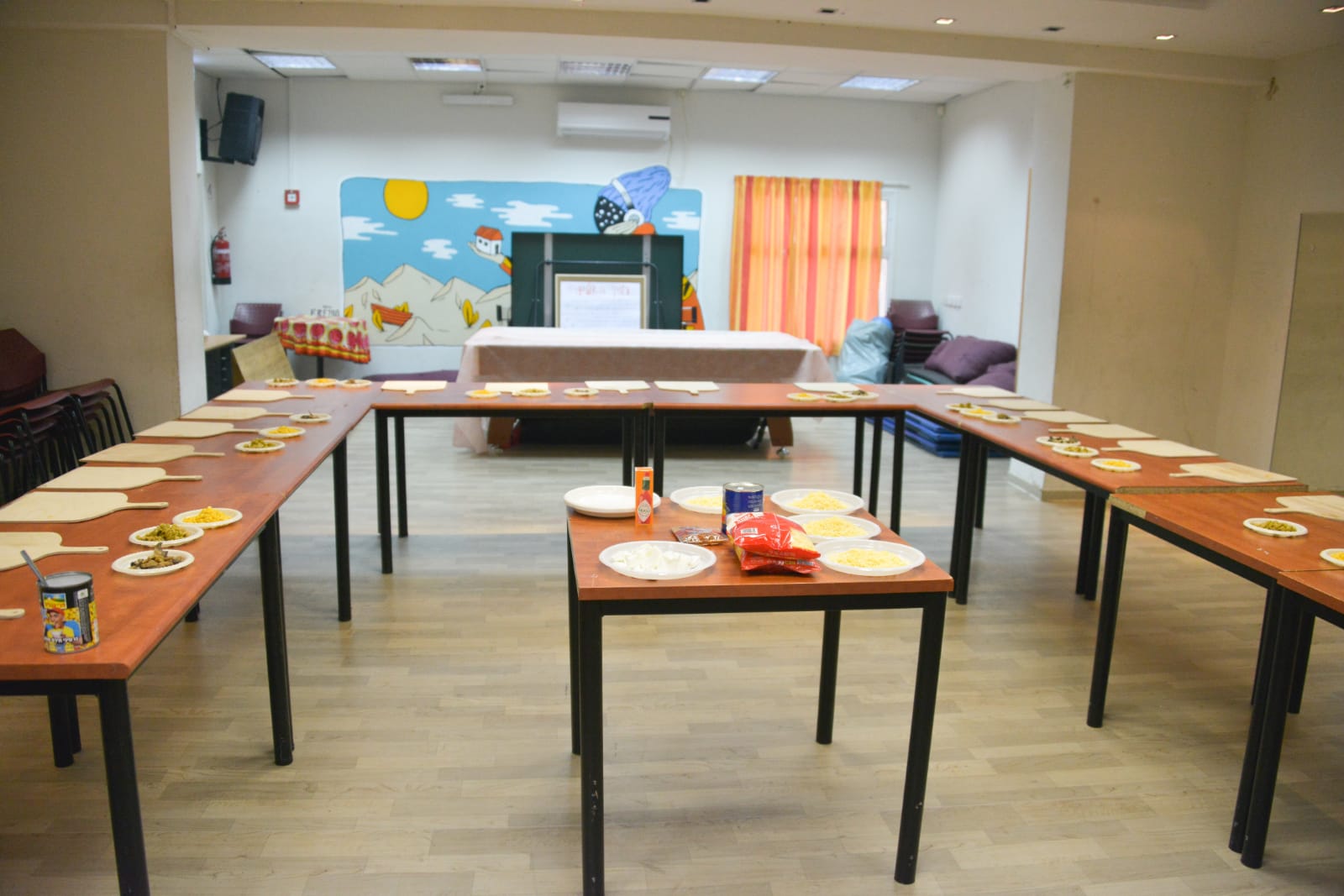 סדנת פיצה במרכז לנוער בסיכון