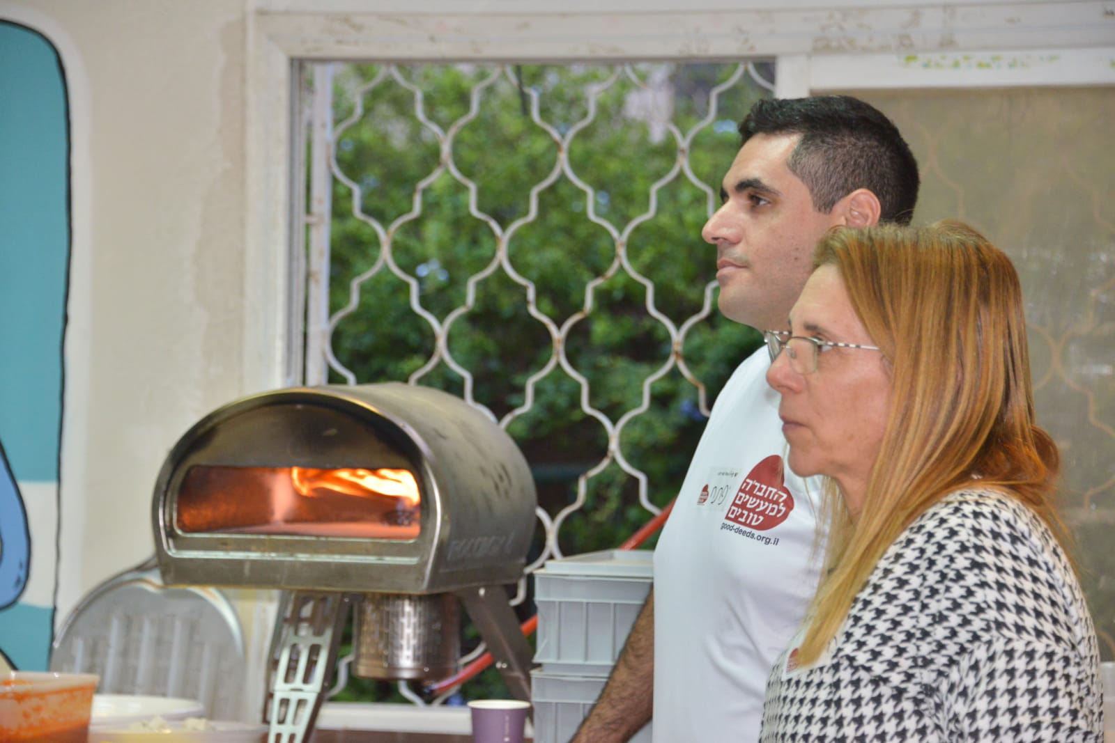 סדנת פיצה במרכז לנוער בסיכון