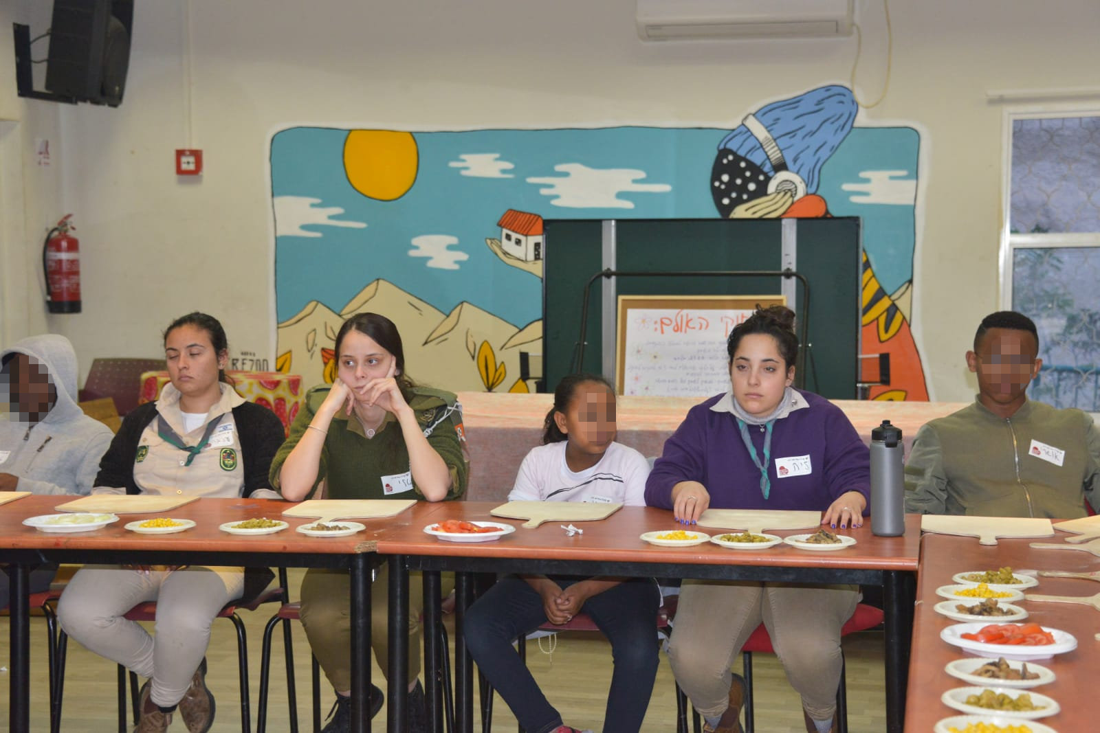 סדנת פיצה במרכז לנוער בסיכון