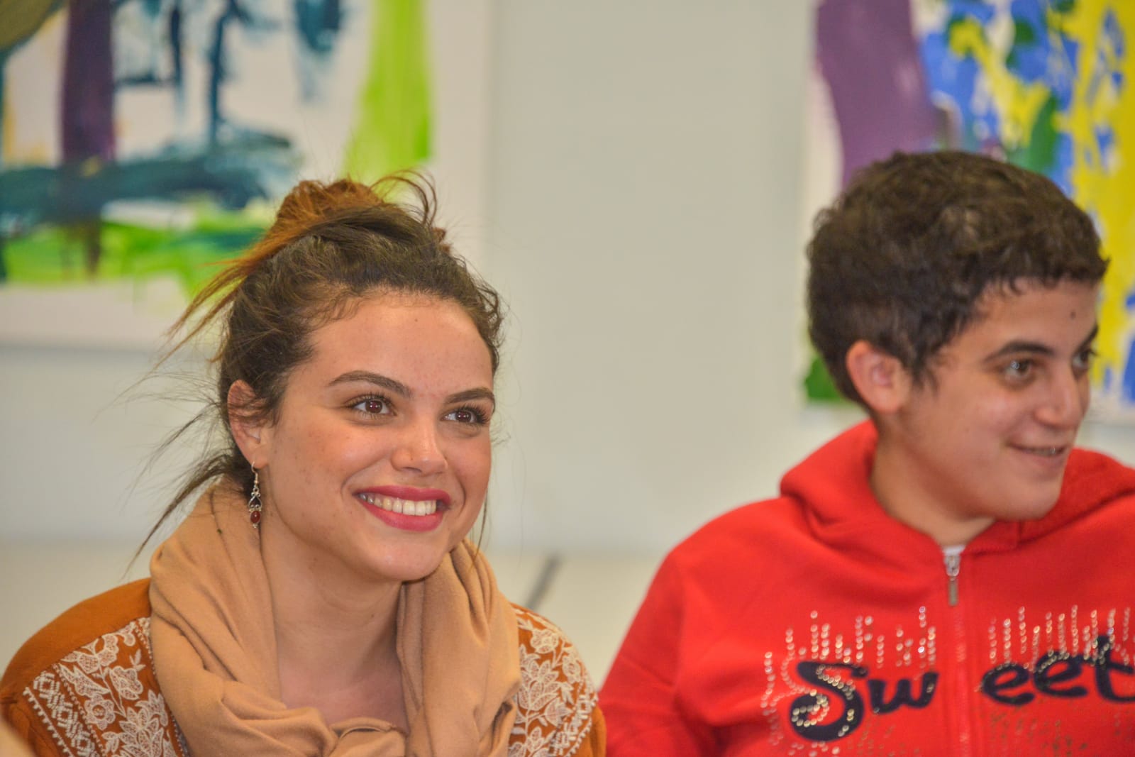 ארוחת המבורגרים במכללה לכישורי חיים