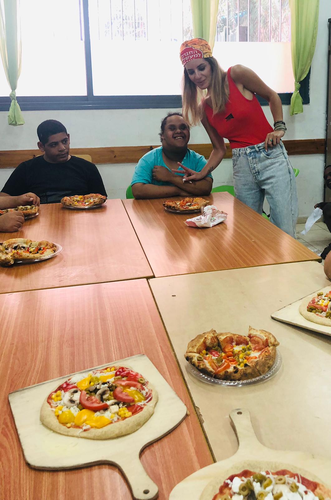 סדנת פיצה עם ילדי א"קים רמלה