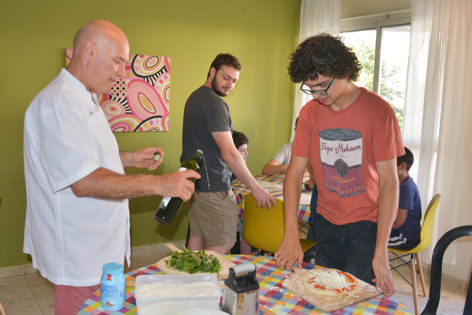 ילדי פרוייקט כפתור והשף צחי בוקששתר