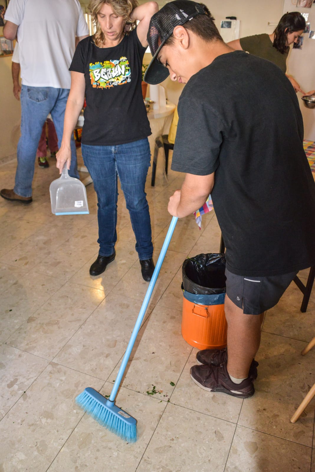 ילדי פרוייקט כפתור והשף צחי בוקששתר