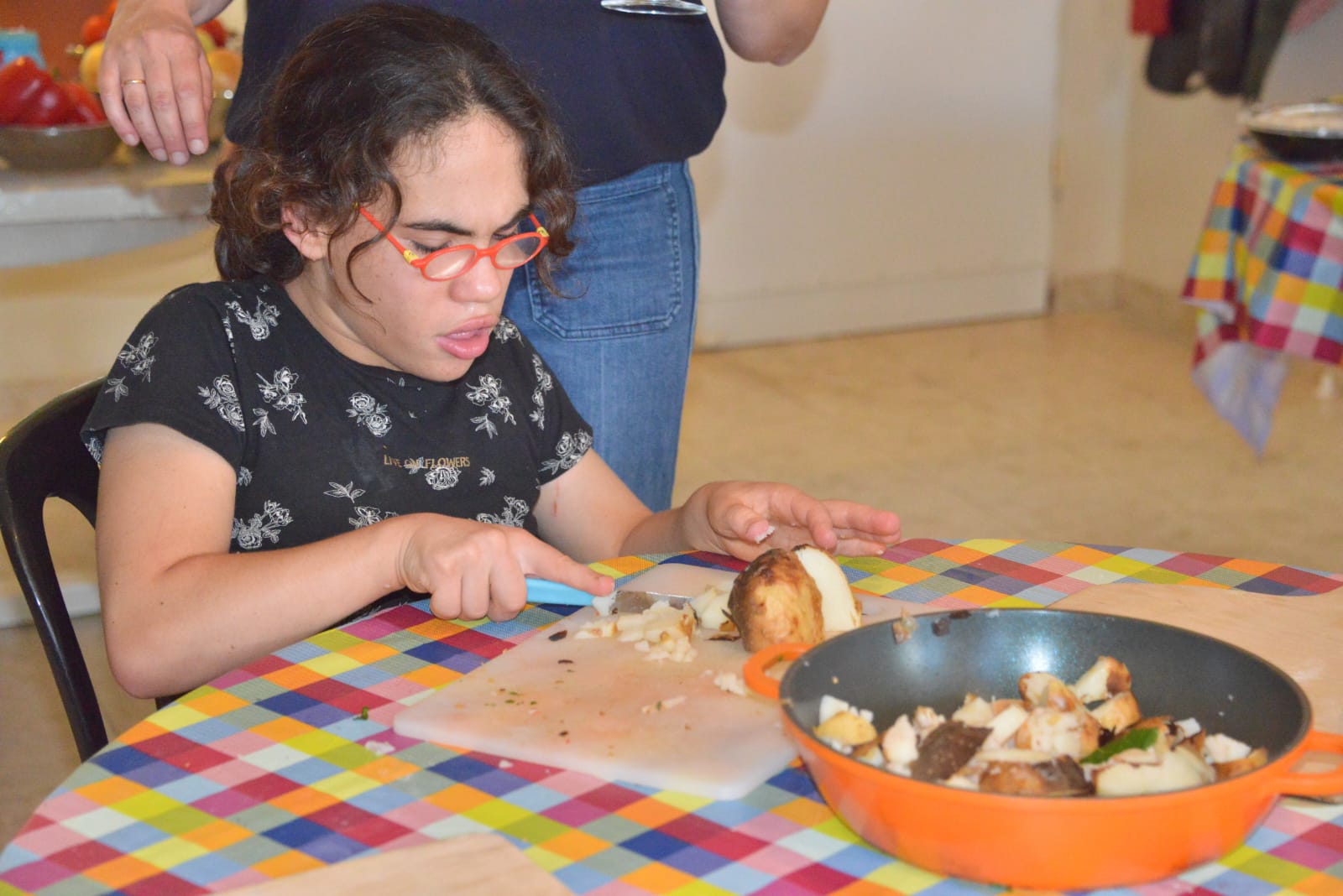 ילדי פרוייקט כפתור והשף צחי בוקששתר