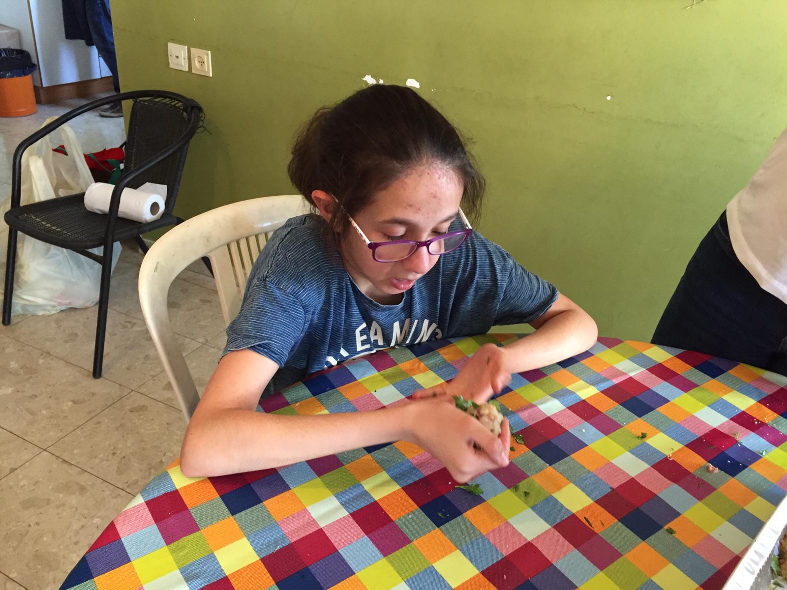 ילדי פרוייקט כפתור והשף איל לביא