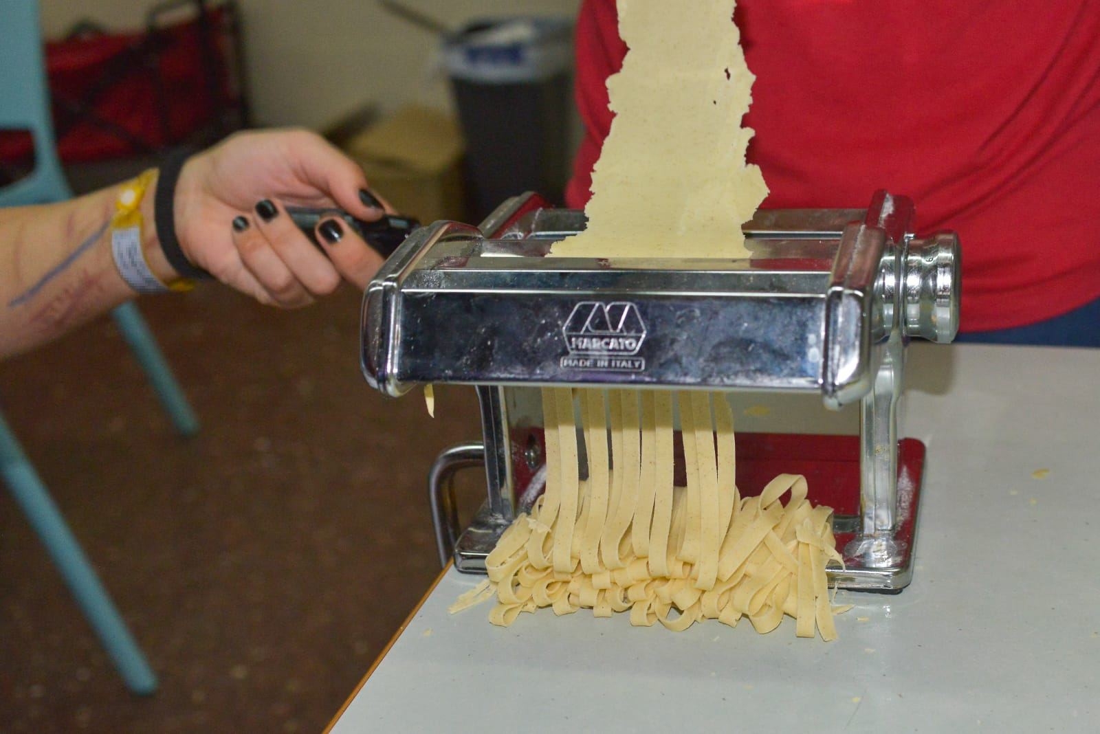 סדנת פסטה ואוכל איטלקי במחלקת הנוער