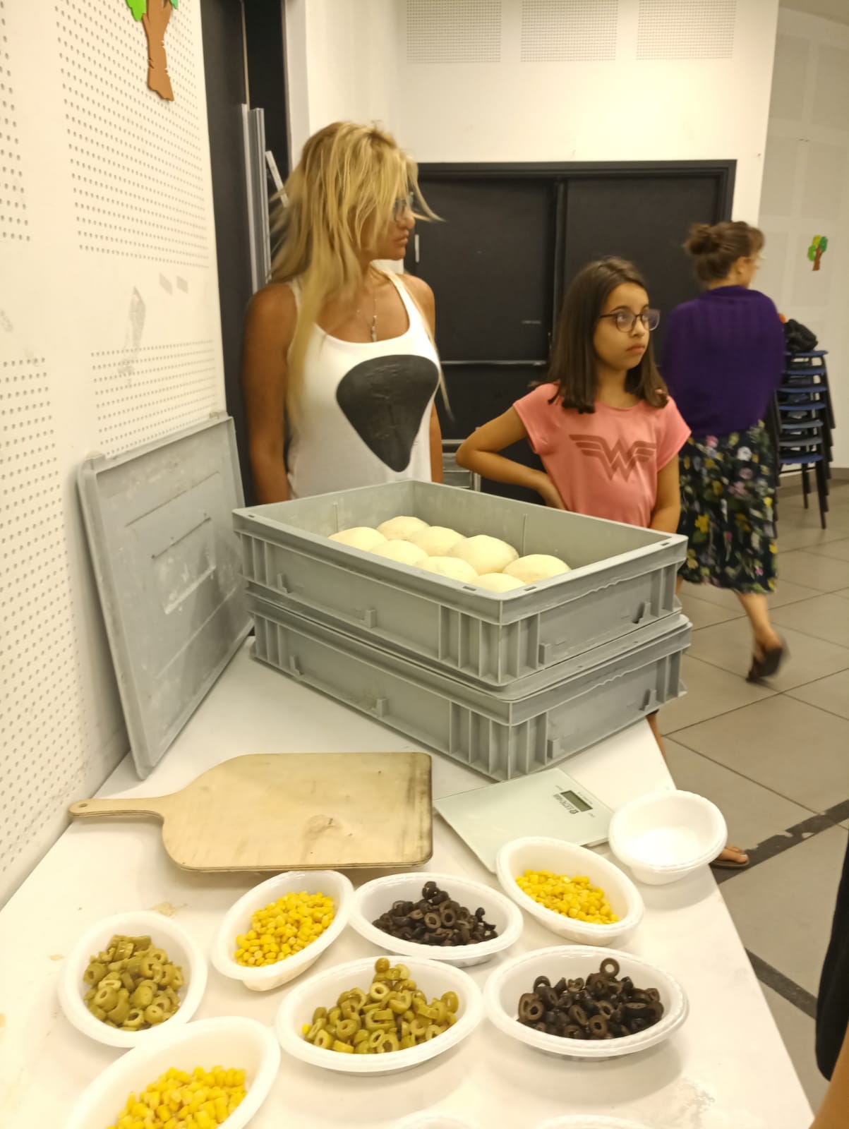 סדנת פיצה עם ילדים עיוורים בת"א