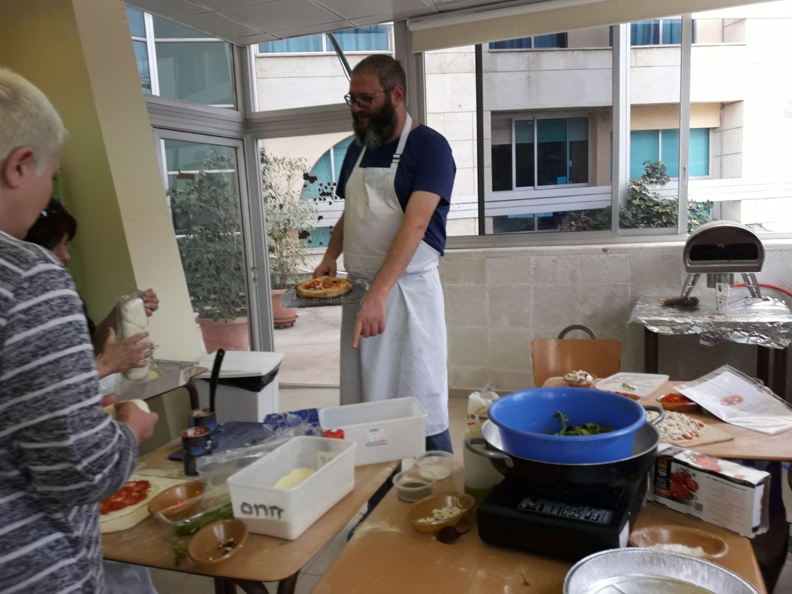 סדנת פיצה לחולות ומחלימות מסרטן