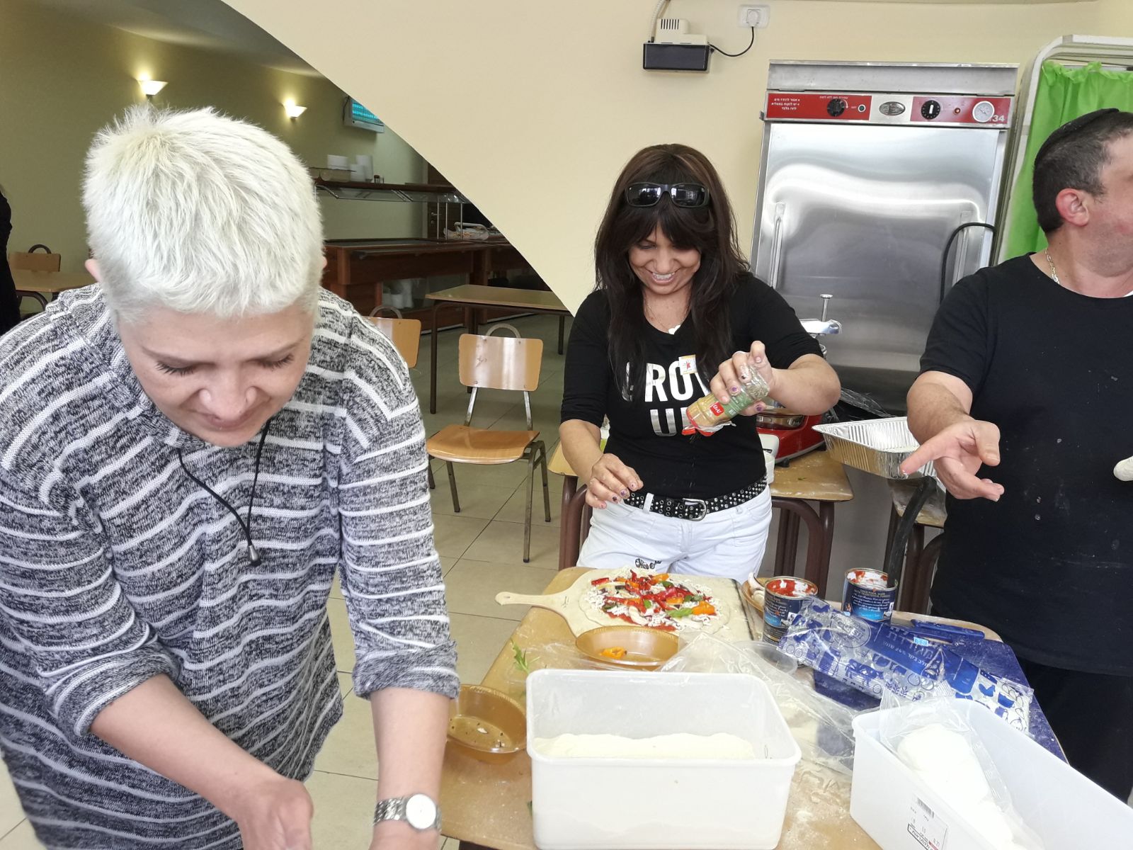 סדנת פיצה לחולות ומחלימות מסרטן