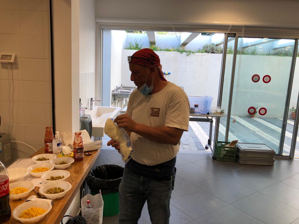 אחה"צ של פיצה וכיף, עם ילדים בעלי מוגבלויות