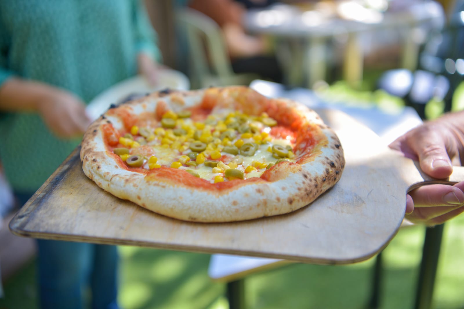 סדנת פיצה למתמודדים עם שילוב מוגבלויות: עיוורון, מוגבלות שכלית ופיזית ולקויות תקשורת.