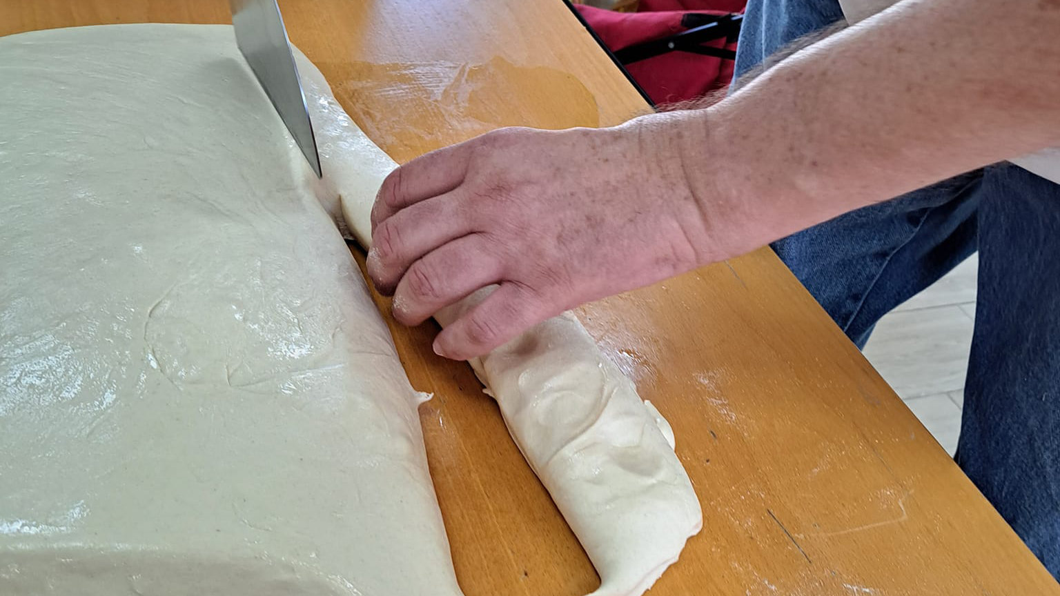 סדנת פיצה עם מבוגרים על הרצף האוטיסטי